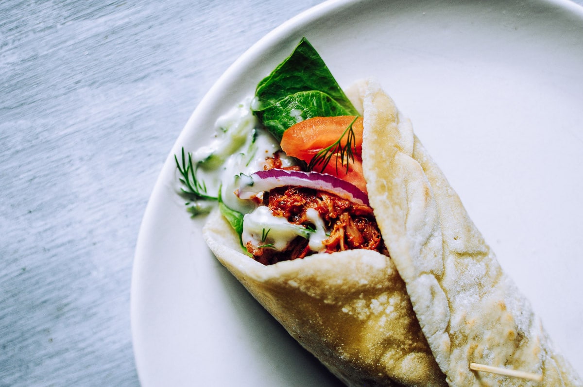 Vegan Jackfruit Gyros: Authentic Greek Flavors Without the Meat